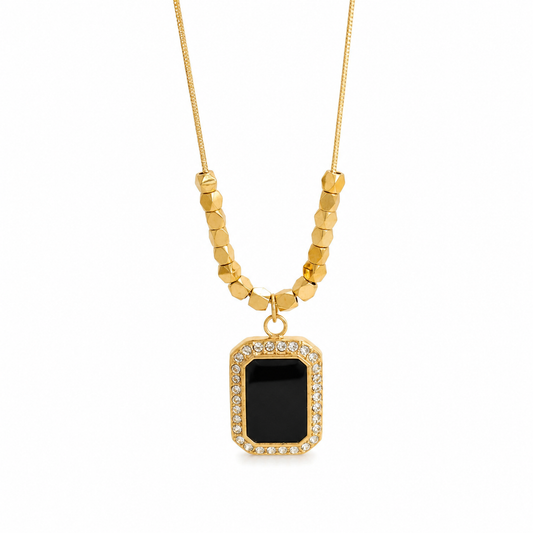 The Noire Pendant Necklace